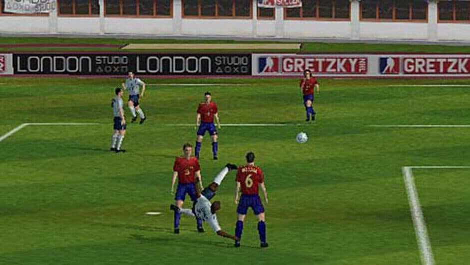 World Tour Soccer screenshot 1