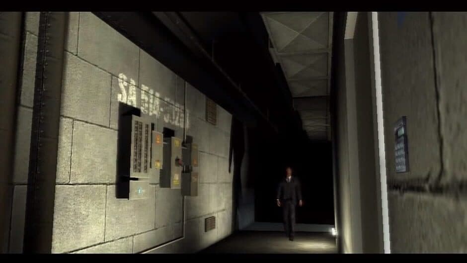 Tom Clancy's Splinter Cell HD screenshot 1