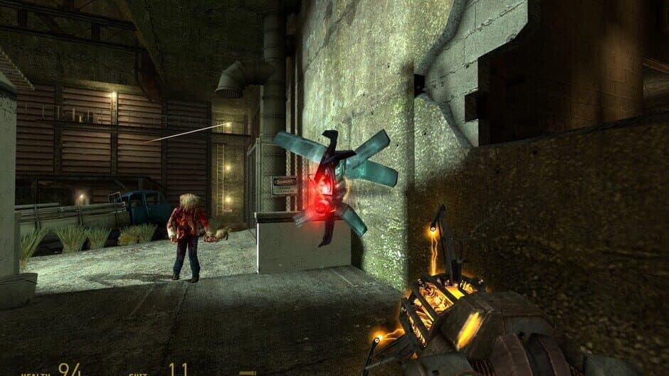Half-Life 2: Year Long Alarm screenshot 1