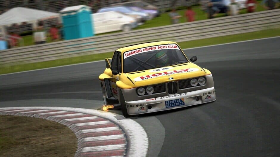 Race 07: Retro screenshot 1