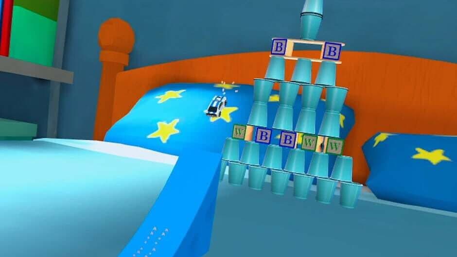 Micro Machines: Mini Challenge Mayhem screenshot 1