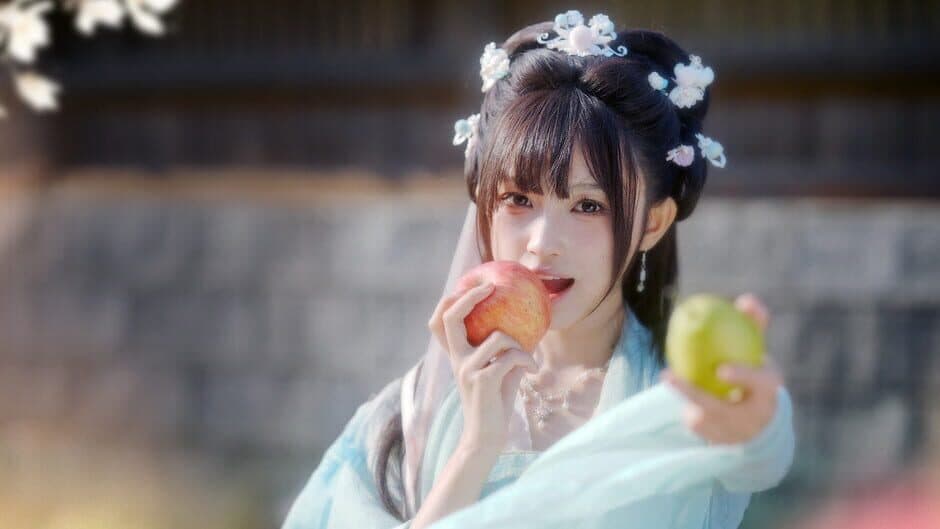 Love Is All Around 2 screenshot 2