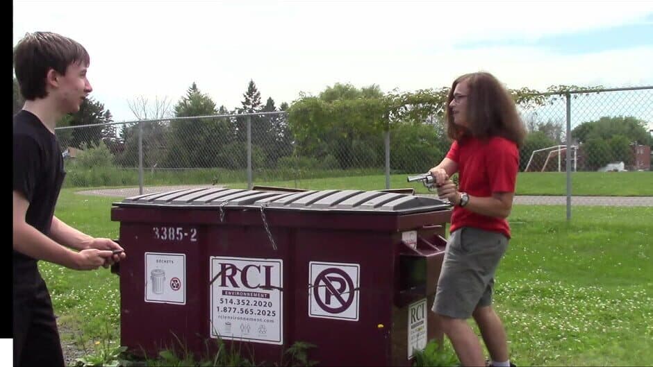 Zombitatos the end of the Pc master race screenshot 1